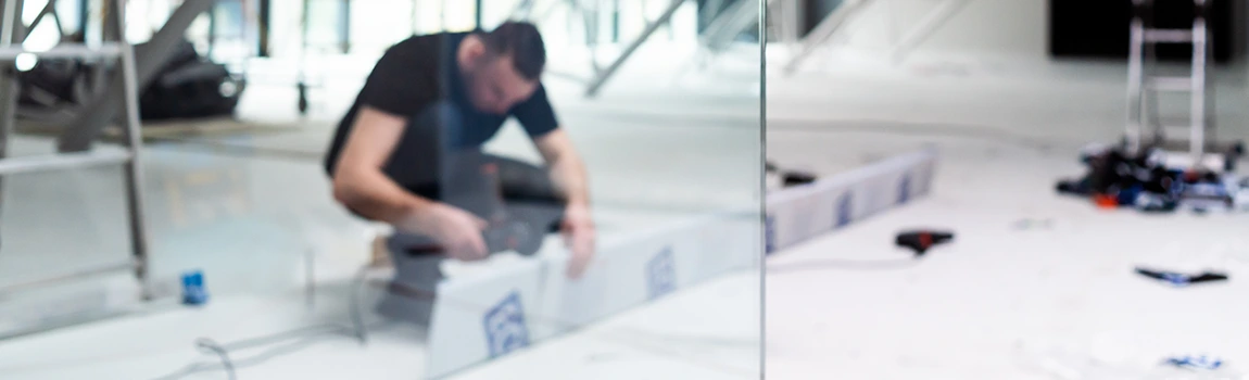Emergency Commercial Glass Repair in St. Petersburg, FL