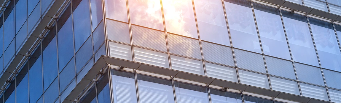UV-Resistant Glass Experts in St. Petersburg, FL